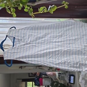 Gently used Time and Tru summer dress in sz 22, 3x. Heavier cotton with pockets.